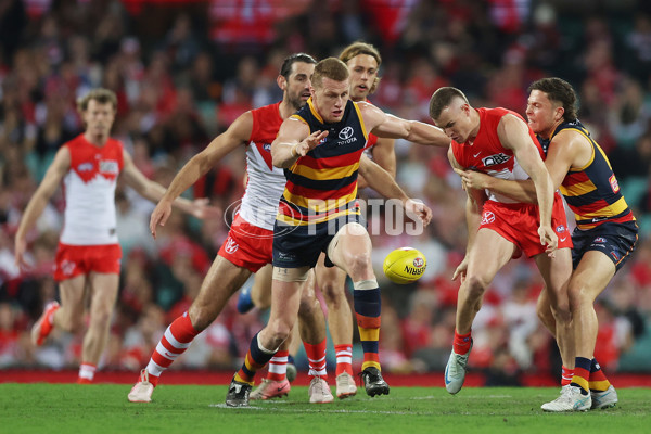 AFL 2024 Round 24 - Sydney v Adelaide - A-53366807