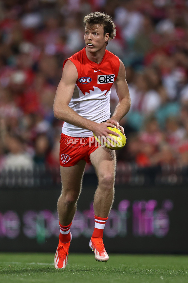 AFL 2024 Round 24 - Sydney v Adelaide - A-53366826