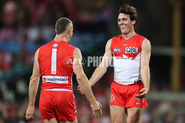 AFL 2024 Round 24 - Sydney v Adelaide - A-53367709