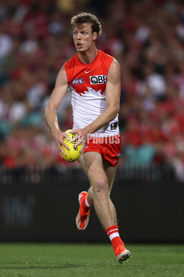 AFL 2024 Round 24 - Sydney v Adelaide - A-53367734