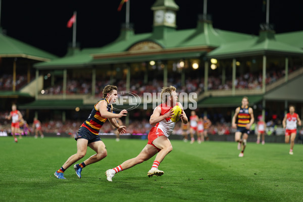 AFL 2024 Round 24 - Sydney v Adelaide - A-53370005