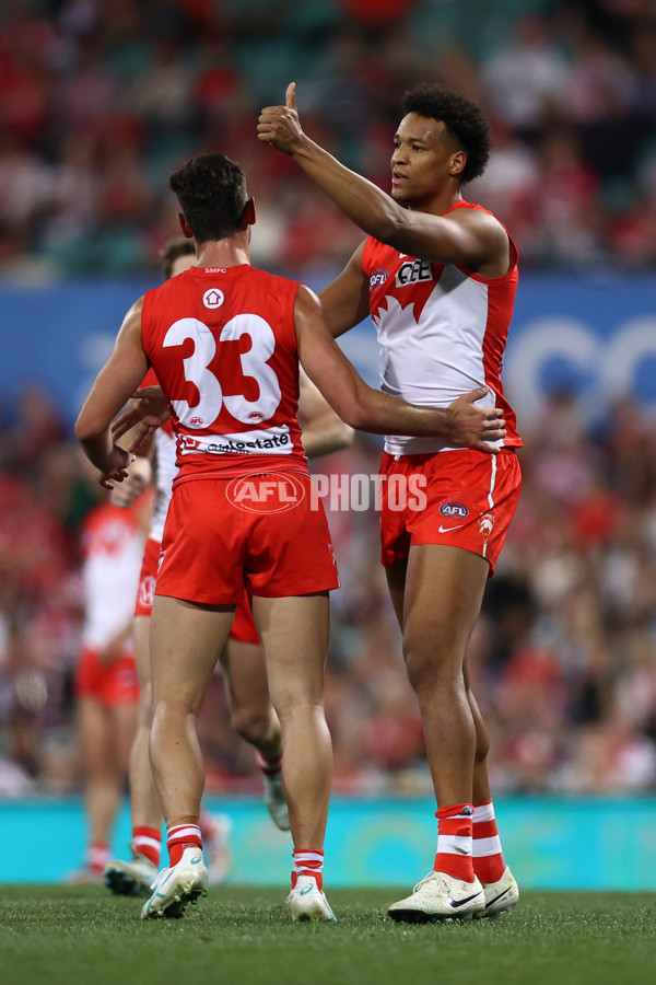 AFL 2024 Round 24 - Sydney v Adelaide - A-53370787