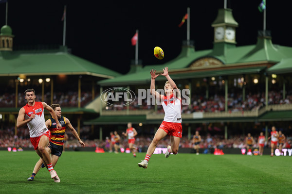 AFL 2024 Round 24 - Sydney v Adelaide - A-53370792