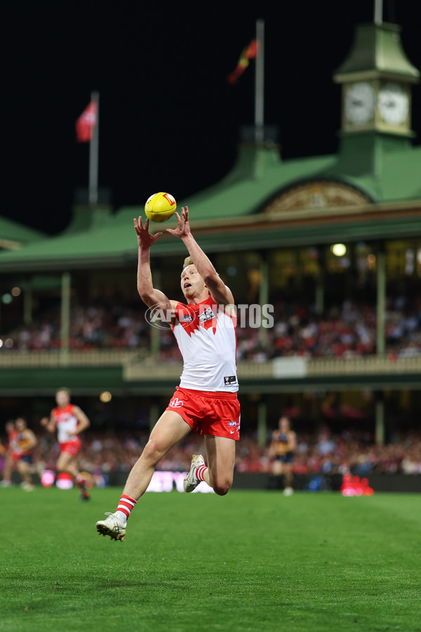 AFL 2024 Round 24 - Sydney v Adelaide - A-53370794