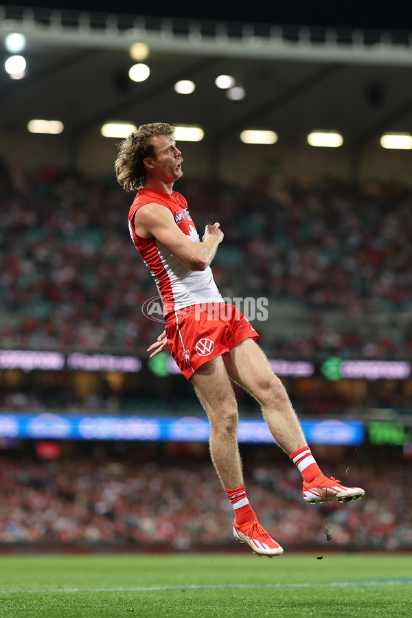 AFL 2024 Round 24 - Sydney v Adelaide - A-53372903