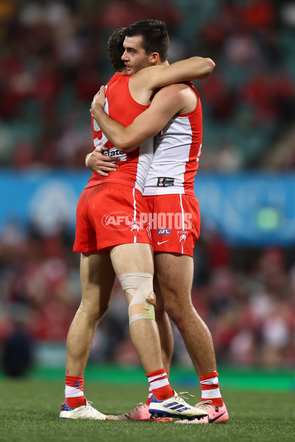 AFL 2024 Round 24 - Sydney v Adelaide - A-53372936