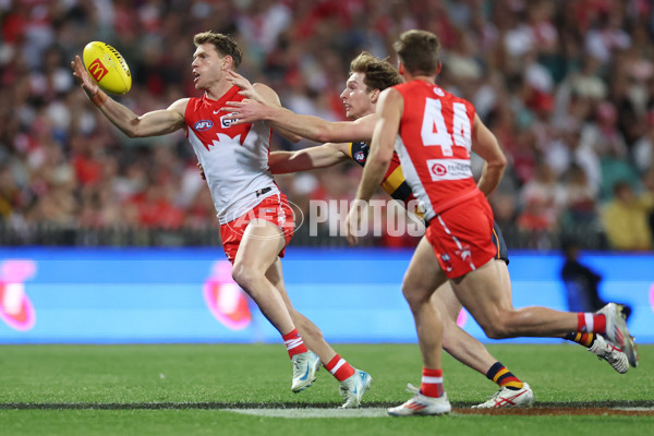 AFL 2024 Round 24 - Sydney v Adelaide - A-53373489