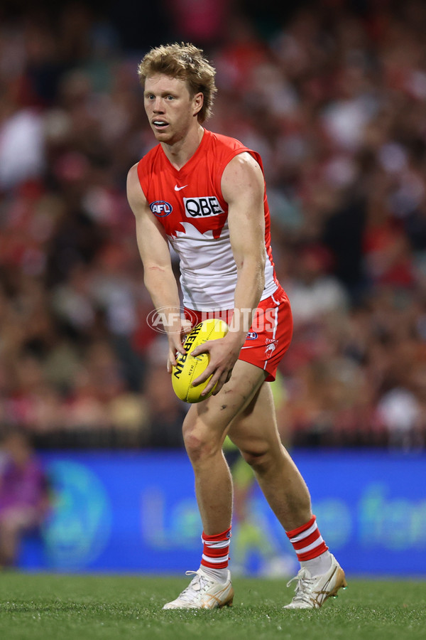 AFL 2024 Round 24 - Sydney v Adelaide - A-53376633