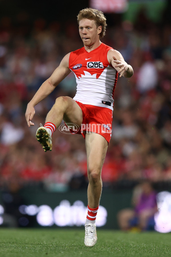 AFL 2024 Round 24 - Sydney v Adelaide - A-53376634