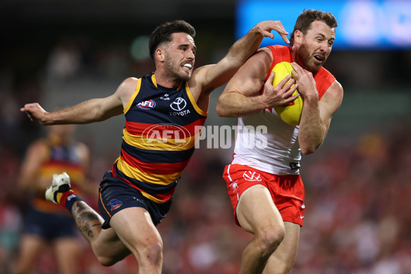 AFL 2024 Round 24 - Sydney v Adelaide - A-53376654
