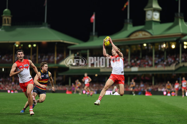 AFL 2024 Round 24 - Sydney v Adelaide - A-53379041