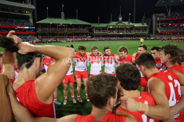 AFL 2024 Round 24 - Sydney v Adelaide - A-53379345
