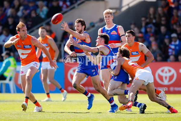 AFL 2024 Round 24 - Western Bulldogs v GWS - A-53381559
