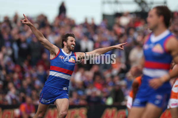 AFL 2024 Round 24 - Western Bulldogs v GWS - A-53381620