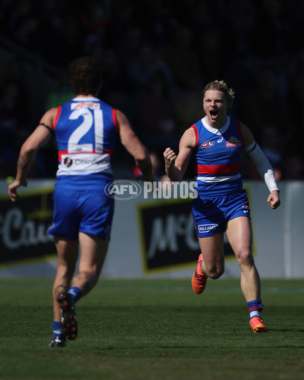 AFL 2024 Round 24 - Western Bulldogs v GWS - A-53381755