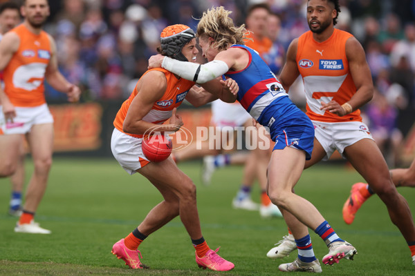 AFL 2024 Round 24 - Western Bulldogs v GWS - A-53383931