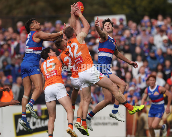 AFL 2024 Round 24 - Western Bulldogs v GWS - A-53384799