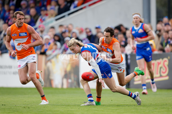 AFL 2024 Round 24 - Western Bulldogs v GWS - A-53389714