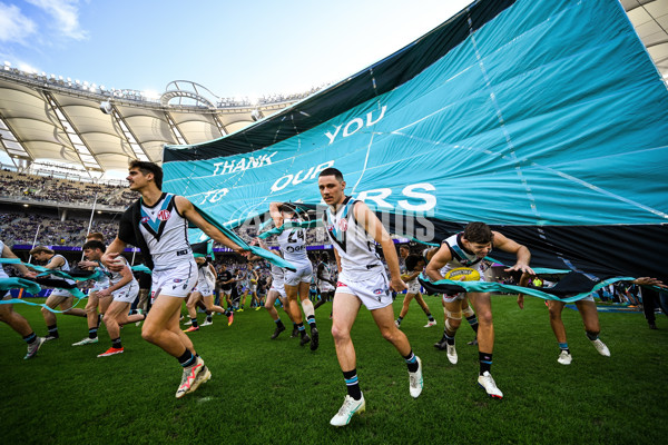 AFL 2024 Round 24 - Fremantle v Port Adelaide - A-53399781