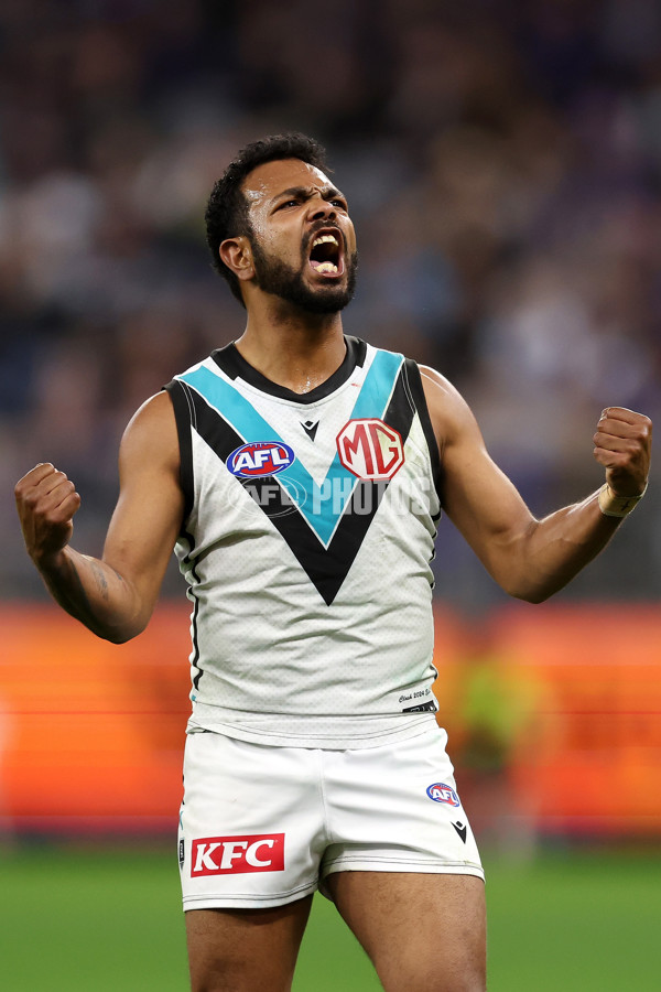 AFL 2024 Round 24 - Fremantle v Port Adelaide - A-53410650