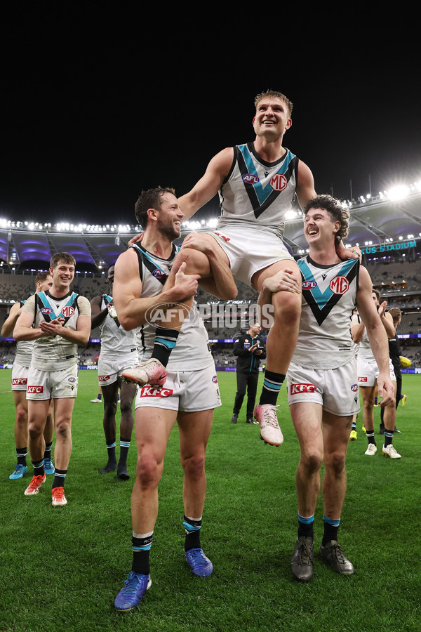AFL 2024 Round 24 - Fremantle v Port Adelaide - A-53410691