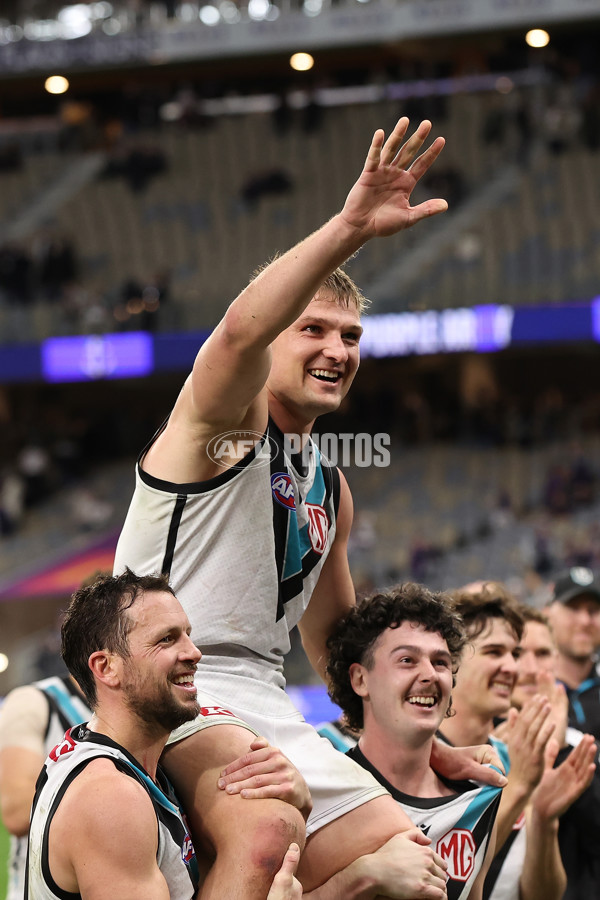 AFL 2024 Round 24 - Fremantle v Port Adelaide - A-53410700