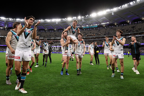 AFL 2024 Round 24 - Fremantle v Port Adelaide - A-53412150