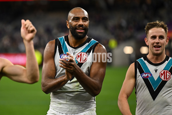 AFL 2024 Round 24 - Fremantle v Port Adelaide - A-53413181