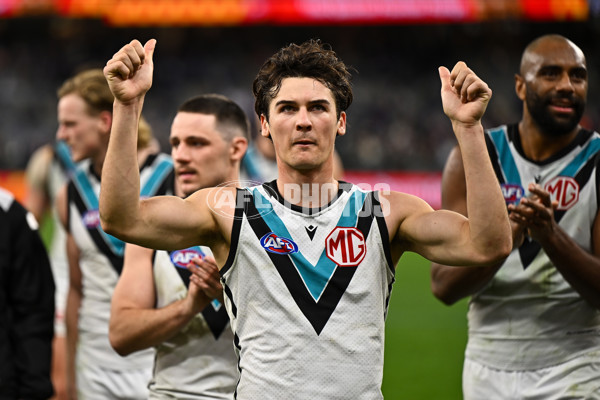 AFL 2024 Round 24 - Fremantle v Port Adelaide - A-53413200