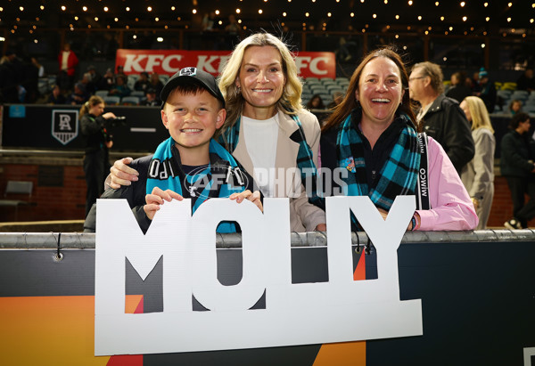 AFLW 2024 Round 01 - Port Adelaide v Adelaide - A-53583346