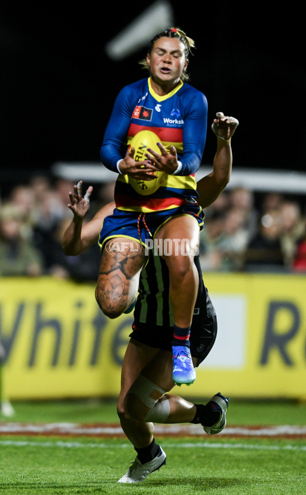 AFLW 2024 Round 01 - Port Adelaide v Adelaide - A-53588603