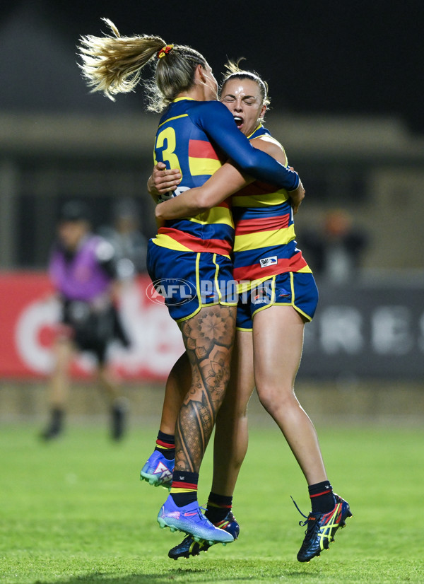 AFLW 2024 Round 01 - Port Adelaide v Adelaide - A-53588632