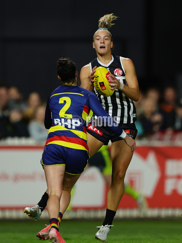 AFLW 2024 Round 01 - Port Adelaide v Adelaide - A-53591251