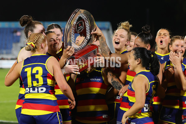 AFLW 2024 Round 01 - Port Adelaide v Adelaide - A-53594426