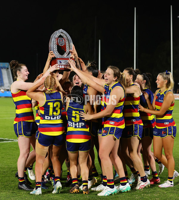 AFLW 2024 Round 01 - Port Adelaide v Adelaide - A-53595792