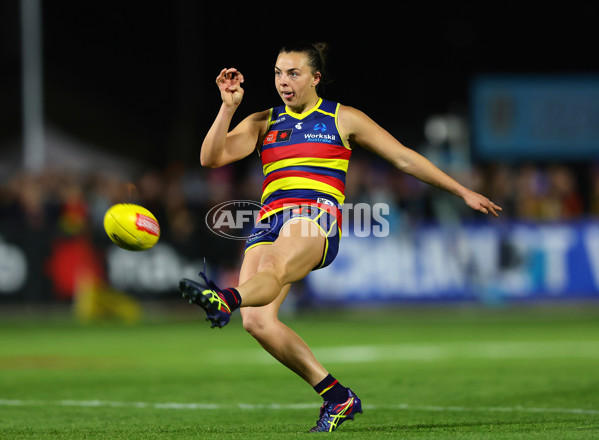 AFLW 2024 Round 01 - Port Adelaide v Adelaide - A-53596915