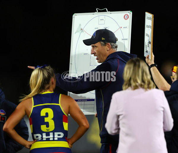 AFLW 2024 Round 01 - Port Adelaide v Adelaide - A-53596926