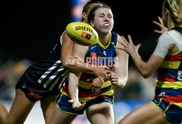 AFLW 2024 Round 01 - Port Adelaide v Adelaide - A-53596927
