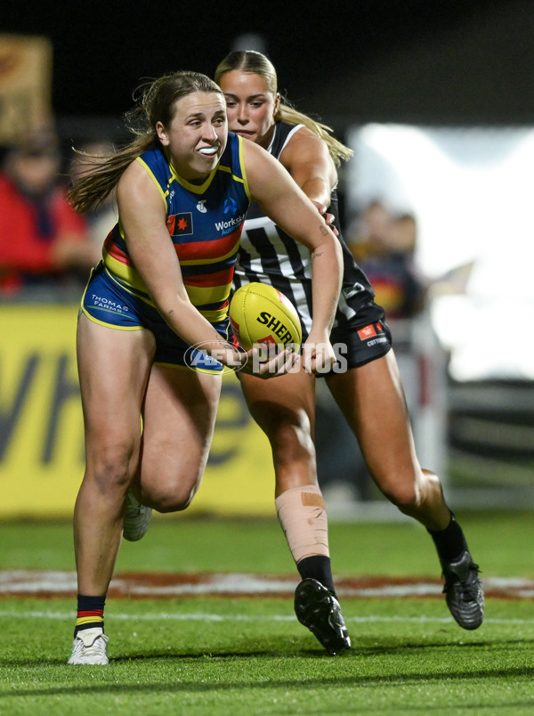 AFLW 2024 Round 01 - Port Adelaide v Adelaide - A-53598193