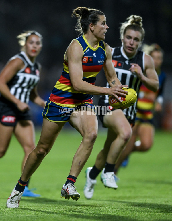 AFLW 2024 Round 01 - Port Adelaide v Adelaide - A-53598200