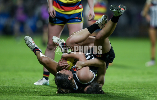 AFLW 2024 Round 01 - Port Adelaide v Adelaide - A-53599740