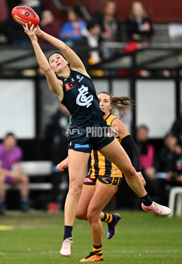 AFLW 2024 Round 01 - Hawthorn v Carlton - A-53606962
