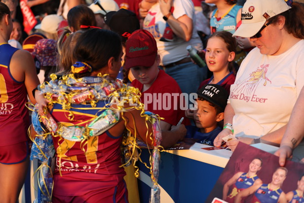 AFLW 2024 Round 01 - Brisbane v North Melbourne - A-53616898