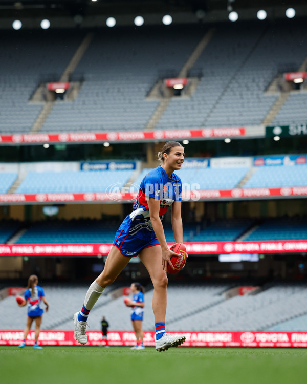 AFLW 2024 Round 02 - Western Bulldogs v Port Adelaide - A-53708274