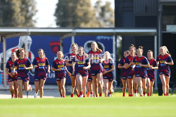 AFLW 2024 Round 02 - Melbourne v Brisbane - A-53730957