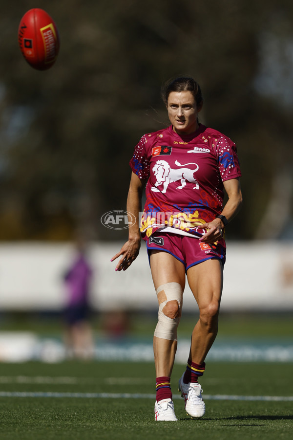 AFLW 2024 Round 02 - Melbourne v Brisbane - A-53730966