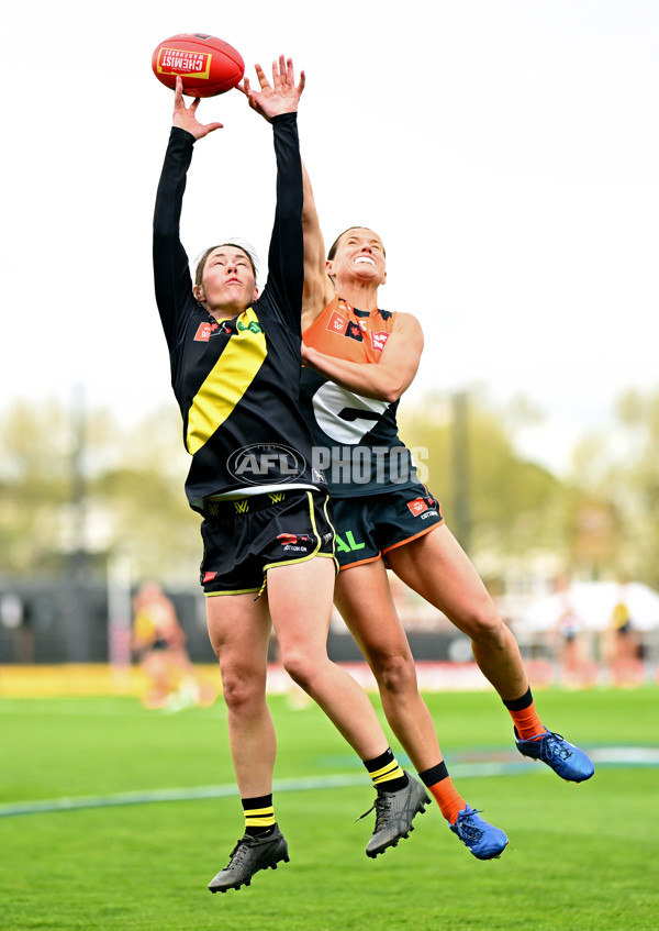 AFLW 2024 Round 02 - Richmond v GWS - A-53793096