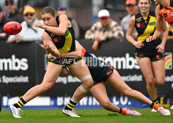 AFLW 2024 Round 02 - Richmond v GWS - A-53797969