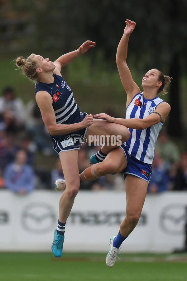 AFLW 2024 Round 02 - North Melbourne v Geelong - A-53800436