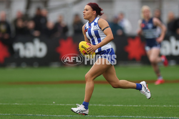 AFLW 2024 Round 02 - North Melbourne v Geelong - A-53802970